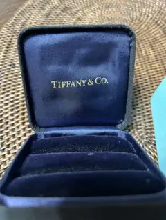 Tiffany & Co. ネイビーリングボックス