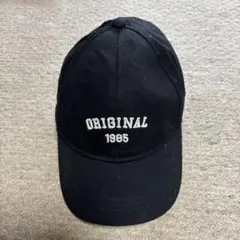 H&M ORIGINAL 1985 刺繍 キャップ ブラックのサムネイル