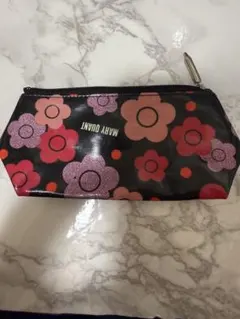 MARY QUANT ポーチ