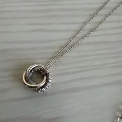 3連リングデザイン ネックレス ピンクゴールド