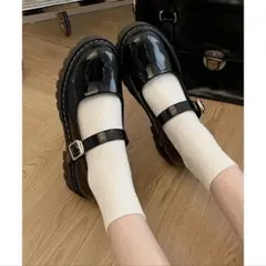 シューズインクローゼット ローファー パンプスのサムネイル