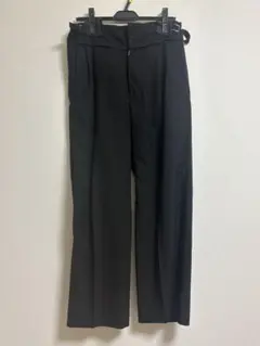 IRENISA 25ss シルクウール　two tuck ワイド パンツ　黒　3 IRENISA 25ss シルクウール two tuck ワイド パンツ 黒 3 - メルカリ