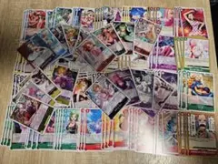 ワンピースカードゲーム ノーマル約470枚、レア約85枚 まとめ売り 即購入⭕️ 2025年最新】ワンピースカード ノーマル まとめ売りの人気