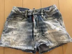 DSQUARED2 デニムショートパンツ ダメージ加工 34サイズのサムネイル