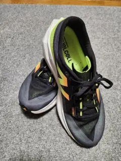 ゆるーポッター様】new balance フューエルセル レベルV4 26