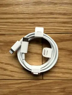 USB-C to Lightning ケーブル