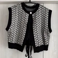 ニットベスト 幾何学