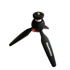 Item thumbnail for item f2e523a6-4e5a-4571-baf9-17b9ab558c6a