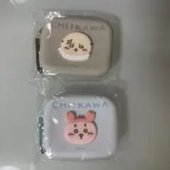 ちいかわ　ラッコ　古本屋カニ　ミニシリコンポーチ 2個セット