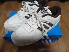 着用数回アディダスadidasライバルリーローus8古着サンバスーパースター
