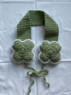 イヤーマフ　耳あて　クローバー　編み物　ハンドメイド　四つ葉　かぎ針