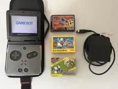 【良品】ゲームボーイアドバンスSP　本体　ブラック　ソフト3個➕カバー付き