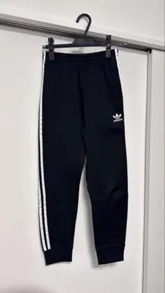 adidas 3本ライン ブラック カジュアルパンツ XS