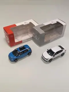 シトロエン C3エアクロス & C4X ノレブ 3インチ　ミニカー　2台セットのサムネイル
