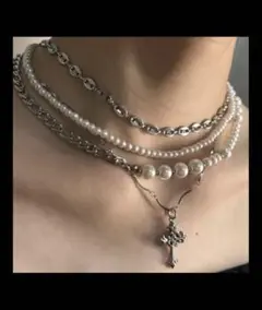 シルバーパールレイヤードネックレス チェーン　ユニセックス グランジ