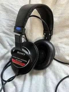 SONY MDR-CD900ST 密閉型スタジオモニターヘッドホンのサムネイル