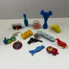 【昭和レトロ】駄玩具・駄菓子屋くじ・おまけ・ガチャガチャ等 15個
