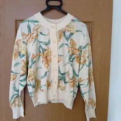 LOUIS JOONE ITOKiN　花柄ニットカーディガン