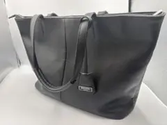 【レジスタ】美品ブラックレザートートバッグ
