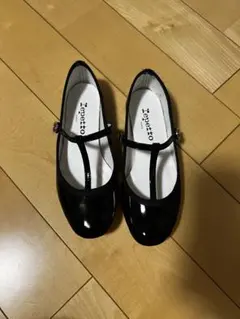 限定コラボ！コムデギャルソン×レペットローズ別注 バレエシューズエナメルドット柄 限定コラボ！コムデギャルソン×レペットローズ別注 バレエシューズ