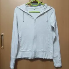 グレー フード付き パーカー ユニクロ タグなし