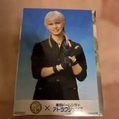 Item thumbnail for item 1e449716-eaed-4e9f-b80d-83f1c2d8b54a