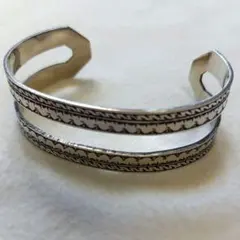 Item thumbnail for item fc79ef50-c6a8-4b4c-908e-227cafb6b941