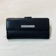 早い者勝ち　人気 GUCCI グッチ　長財布　二つ折り　シルバー　金具　黒　レザ