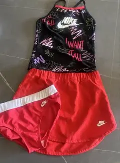 Nike セパレート水着 女の子用 黒/赤　160
