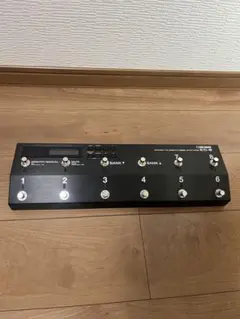 美品 BOSS ES-8 動作確認済み 純正AC付属 MIDI対応 スイッチャー