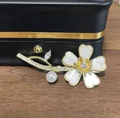 春待ちブローチ　桜　ブローチ