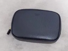 【美品】HushTug ハッシュタグ メイクポーチ ブラック