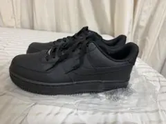 NIKE AIR FORCE 1 ブラック スニーカー