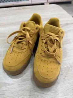 NIKE WMNS AIR FORCE 1 SE MINERAL YELLOW