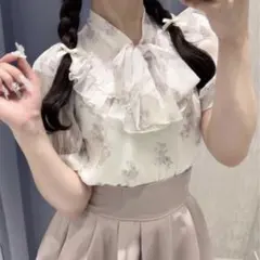 花柄レースフリルブラウス