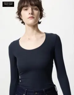 ユニクロ　極暖ヒートテックカシミヤブレンドリブクルーネックＴ　ネイビー