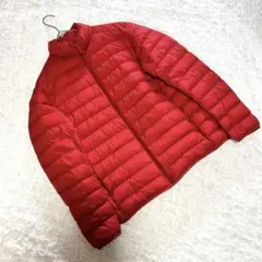 【ユニクロ】（M）ウルトラライトダウンジャケット レッド 赤