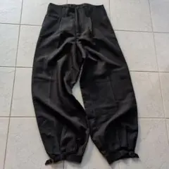 【プレス加工】スラックス サイズ76 裾バックル付き