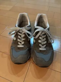 New Balance M1300CLスニーカーのサムネイル