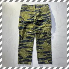 迷彩 カーゴパンツ