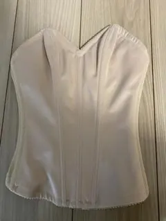 ブライダルインナー「bridal bloom」のビスチェ