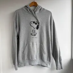 UNIQLOスヌーピー グレー パーカー S