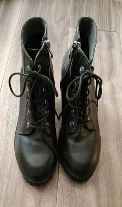 即購入可 極美品 ブラック レースアップ ブーツ ショート丈 Lサイズ