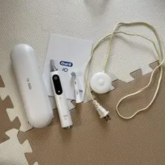 BRAUN Oral-B iO7 ホワイトアラバスター 本体 充電器付き - メルカリ