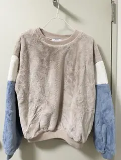 Bershka フリースクルーネックトレーナー Mのサムネイル