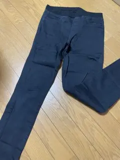 本日限定値下げ！　ユニクロ　UNIQLO ズボン　黒　Mサイズ　ヒートテック