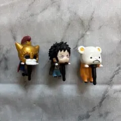 ワンピース　イヤホンジャック　グッズ　トラファルガー　ロー　ルーシー　ベポ