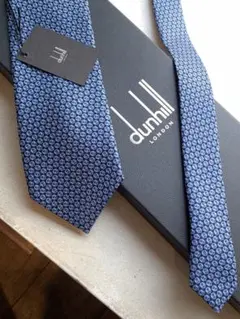 【新品未使用】dunhill LONDON シルクネクタイ ブルー系 タグ付きのサムネイル