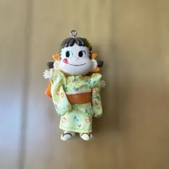 ペコちゃん 着物姿 マスコット キーホルダー