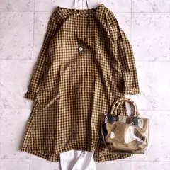 美品 ビスクバイネストローブ リネン長袖ギンガムチェックワンピース F 茶
